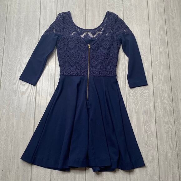 Lilly Pulitzer Women's Navy Blue Remmy Lace Bodice Fit n Flare Dress Size Small - Picture 2 of 9